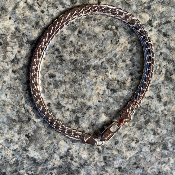 Silver 6mm Cuban Curb Link Bracelet - Picture 5 of 5